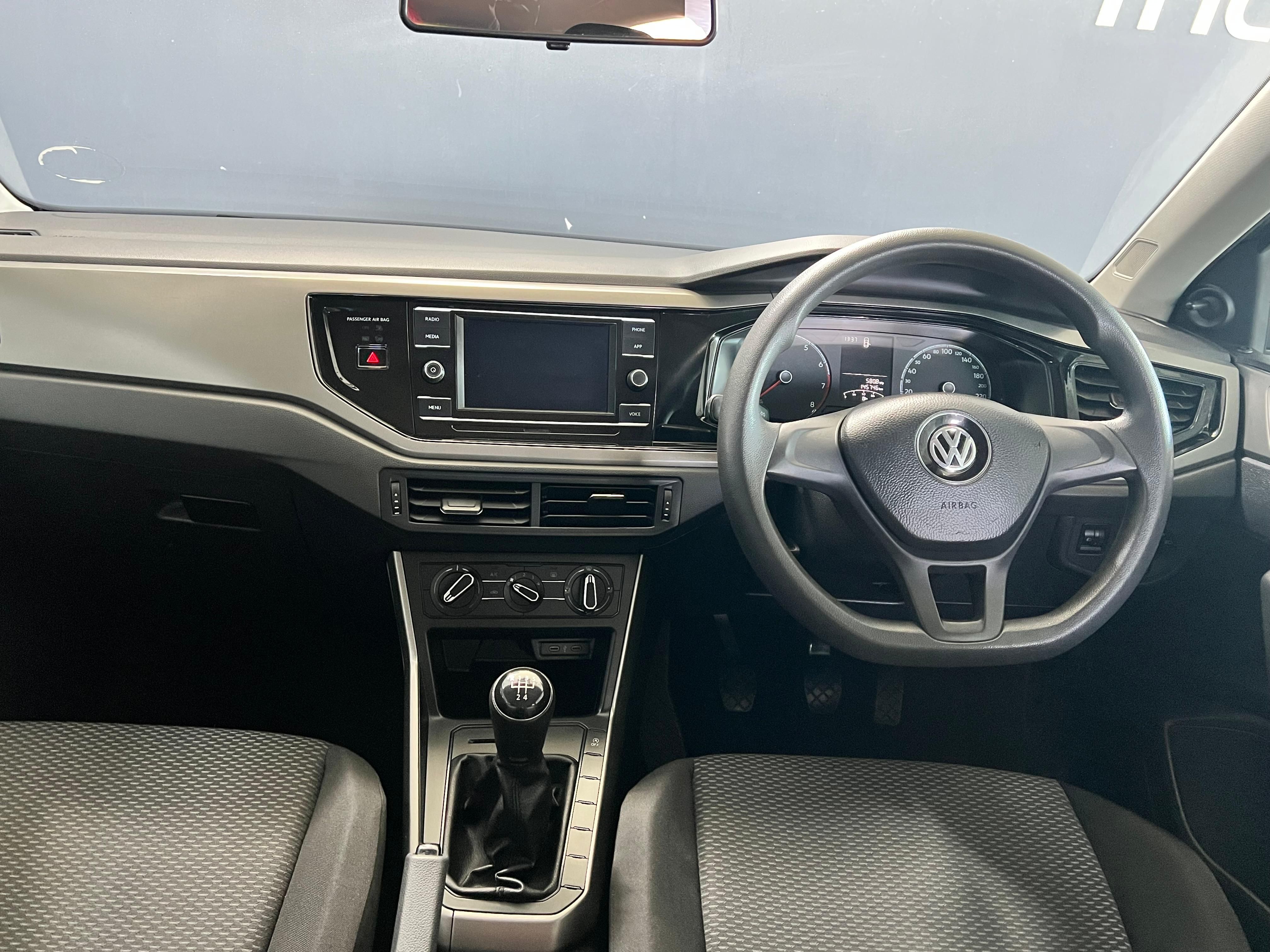 VOLKSWAGEN POLO POLO 1.0 TSI TRENDLINE - 21