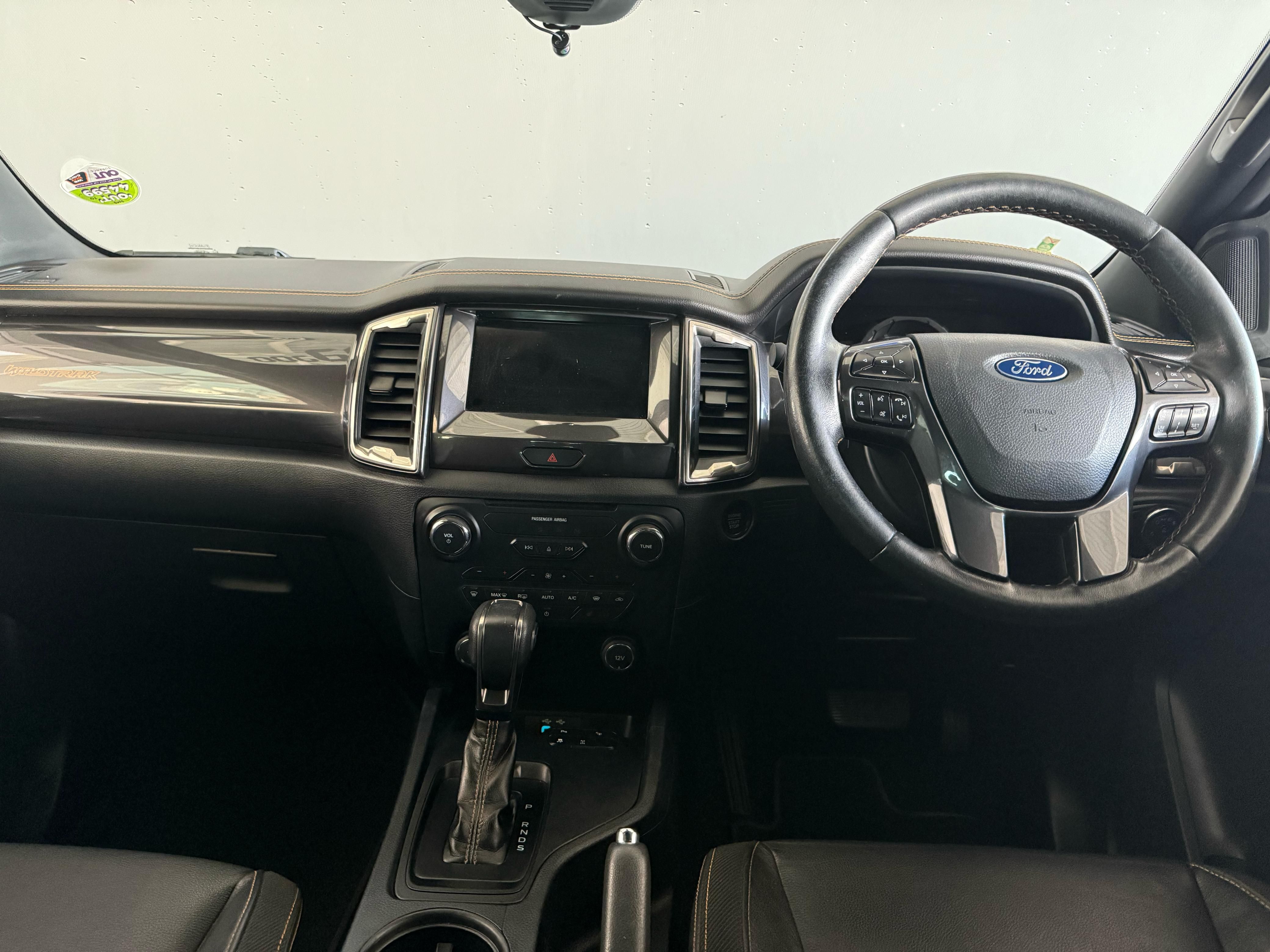 FORD RANGER 2.0D BI-TURBO A/T Ranger 2.0D BI-TURBO A/T - 10