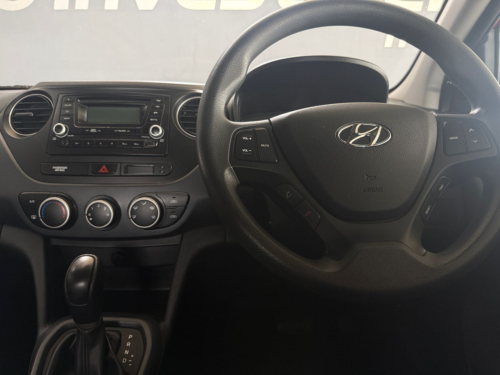 HYUNDAI GRAND I10 1.0 MOTION AUTO Grand i10 1.0 Motion Auto