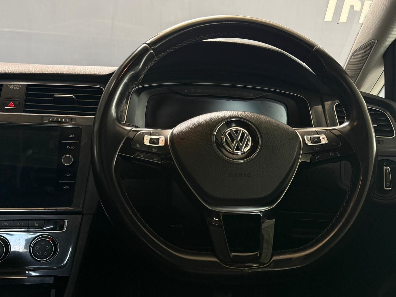 VOLKSWAGEN GOLF 7 1.0 TSI COMFORTLINE Golf 7 1.0 TSI Comfortline - 11