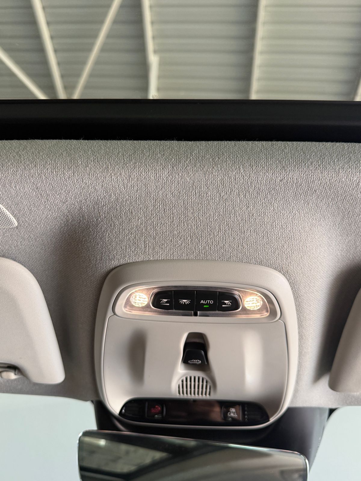 VOLVO XC40 T3 1.5 MOMENTUM GEARTRONIC XC40 T3 1.5 Momentum Geartronic