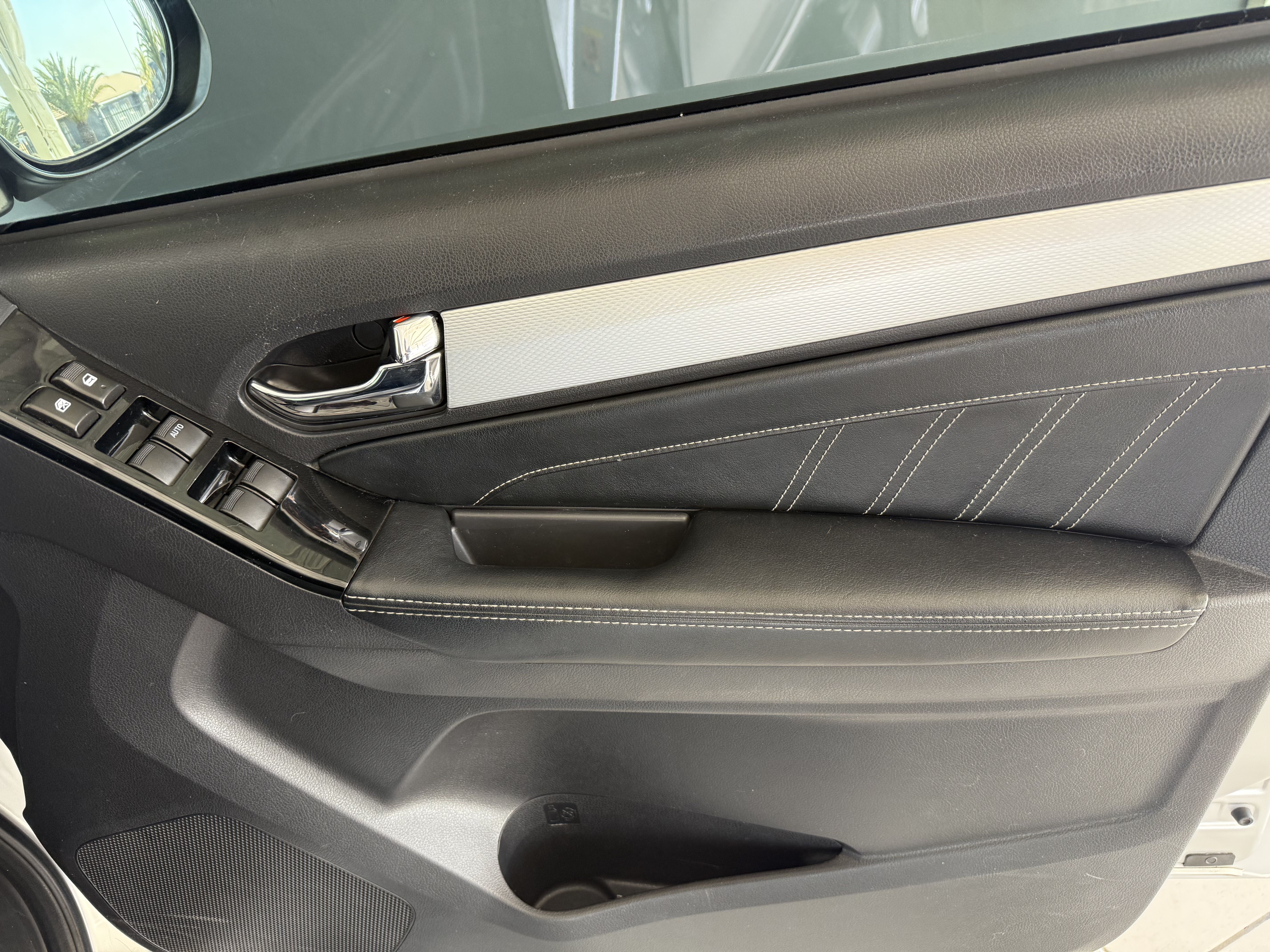 ISUZU MU-X3,0 MU-X 3,0 - 9