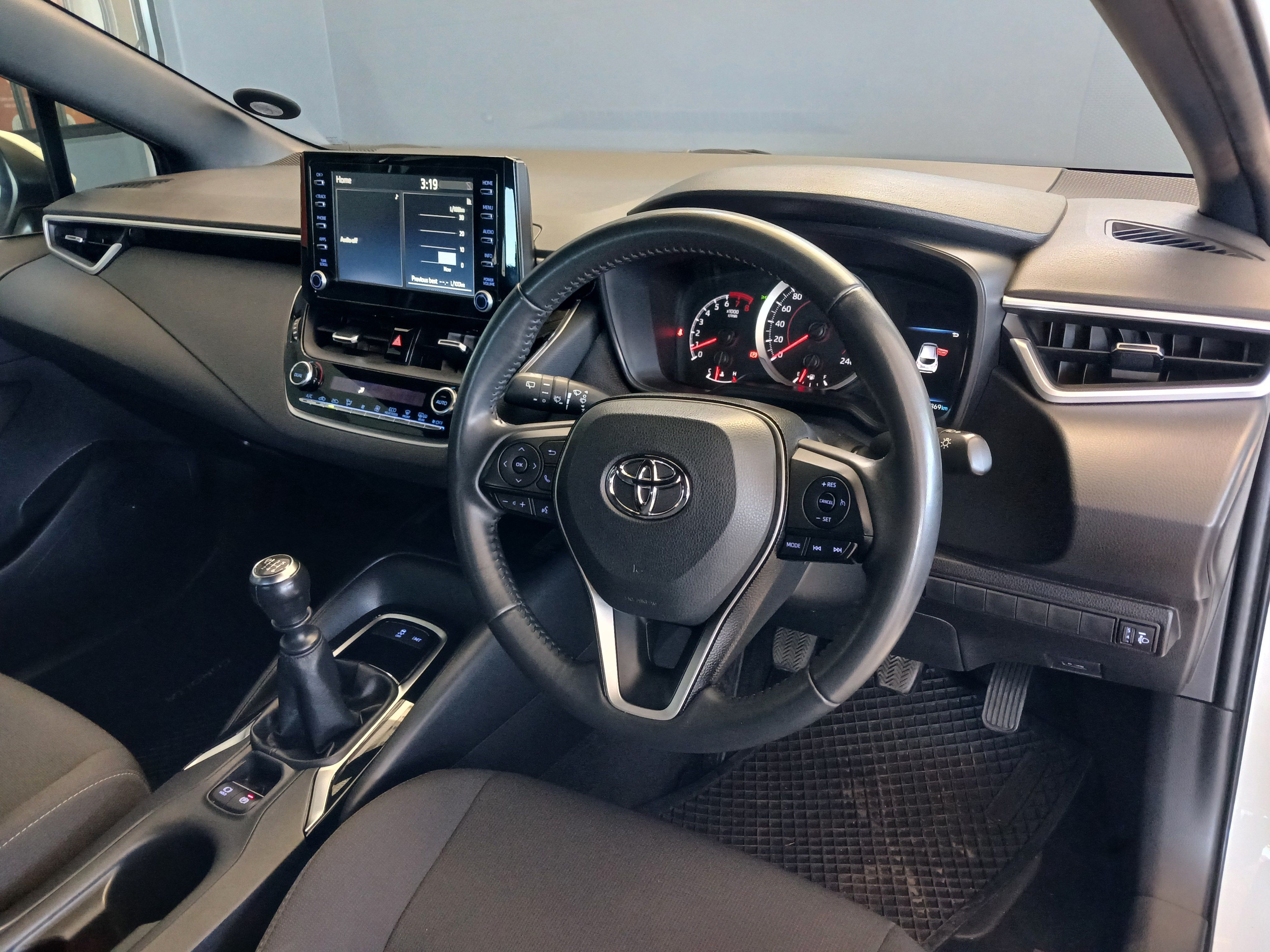 TOYOTA COROLLA COROLLA 1.2T XS (5DR) - 25