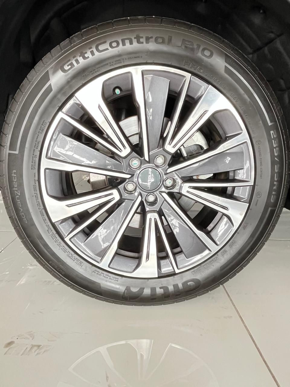 JETOUR DASHING 1.5T Deluxe - 13