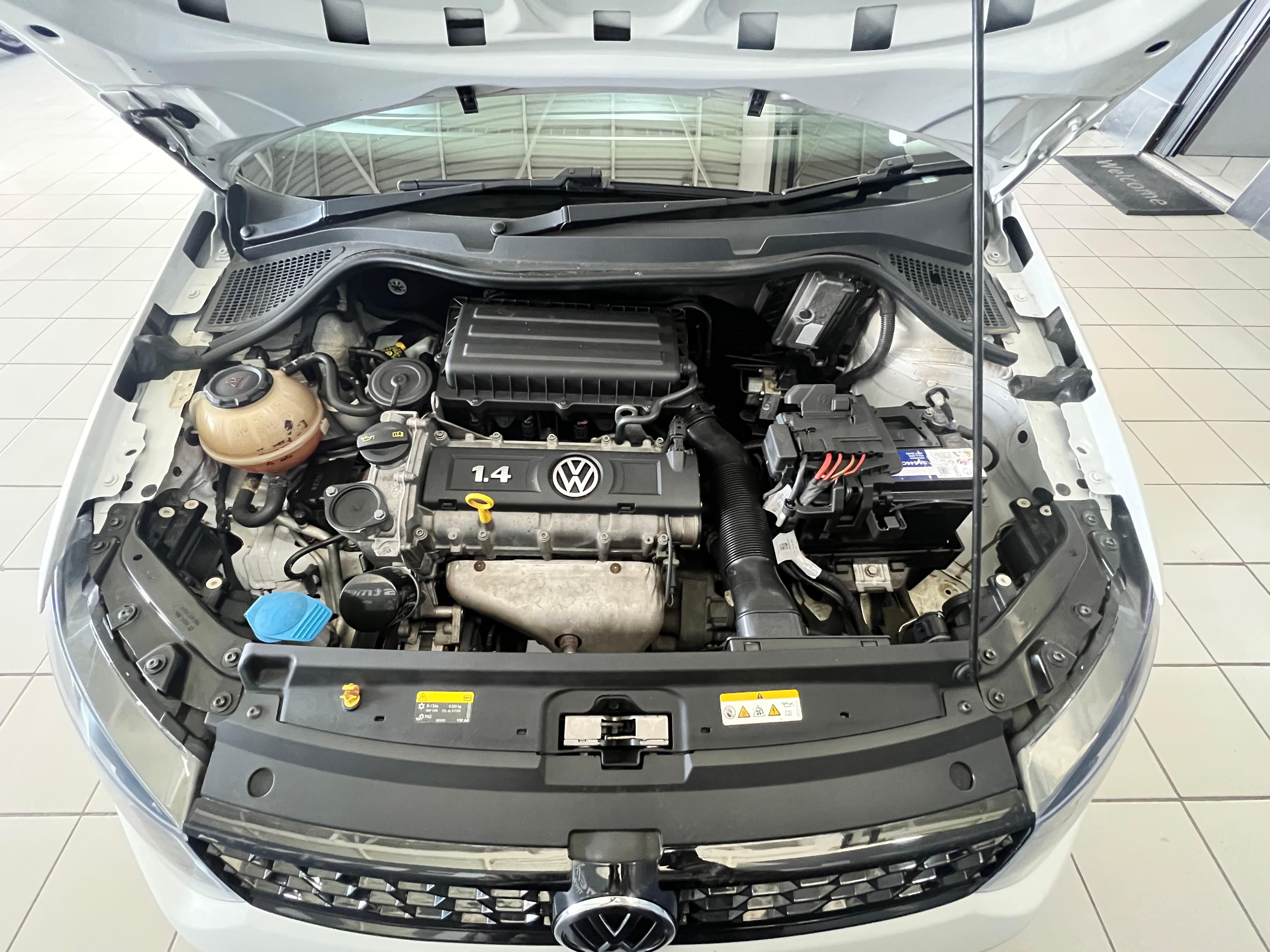 VOLKSWAGEN VW POLO 1.4 SEDAN TREND MAN VW POLO 1.4 SEDAN TREND MAN