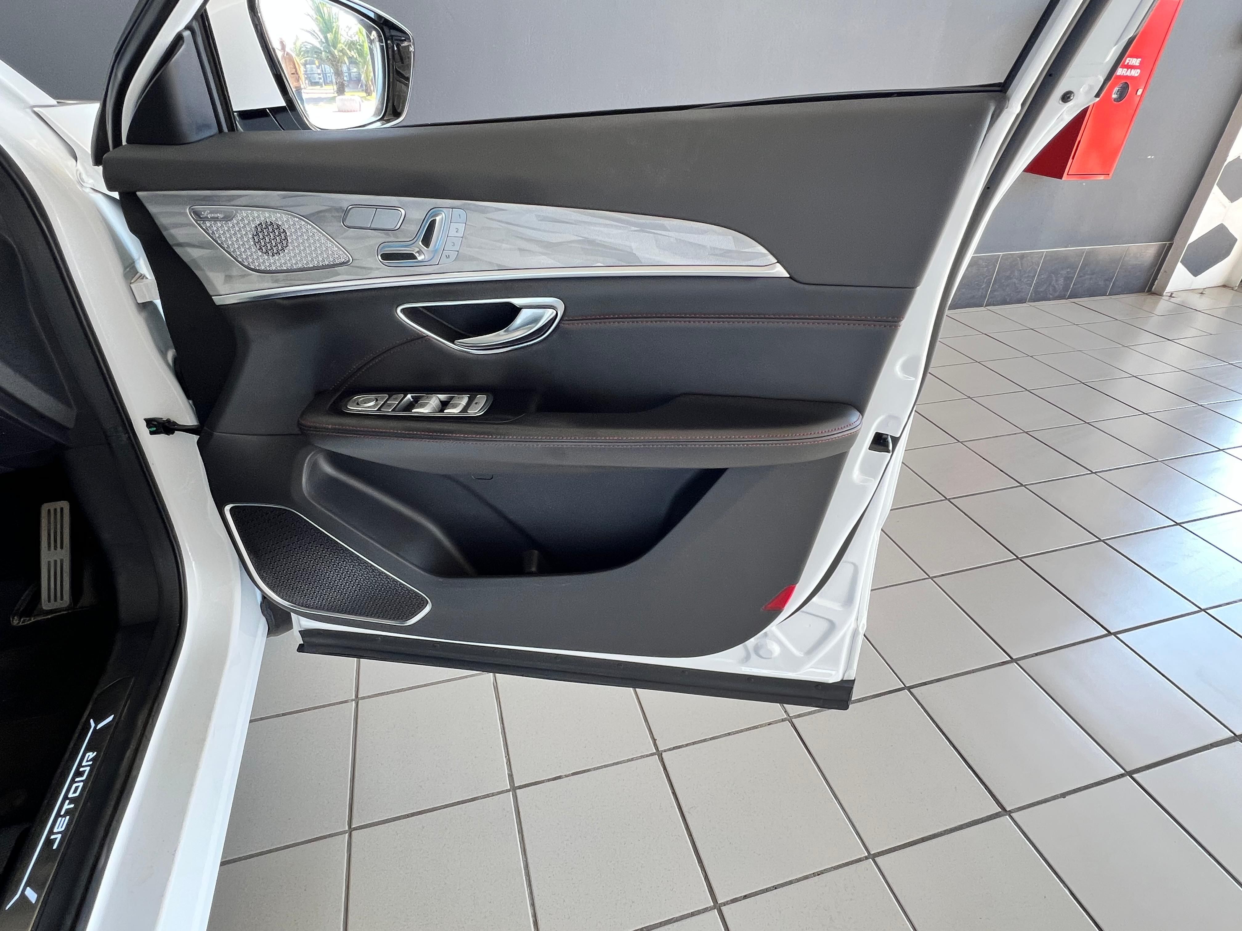 JETOUR X70 PLUS 1.5T DELUXE X70 PLUS 1.5T DELUXE