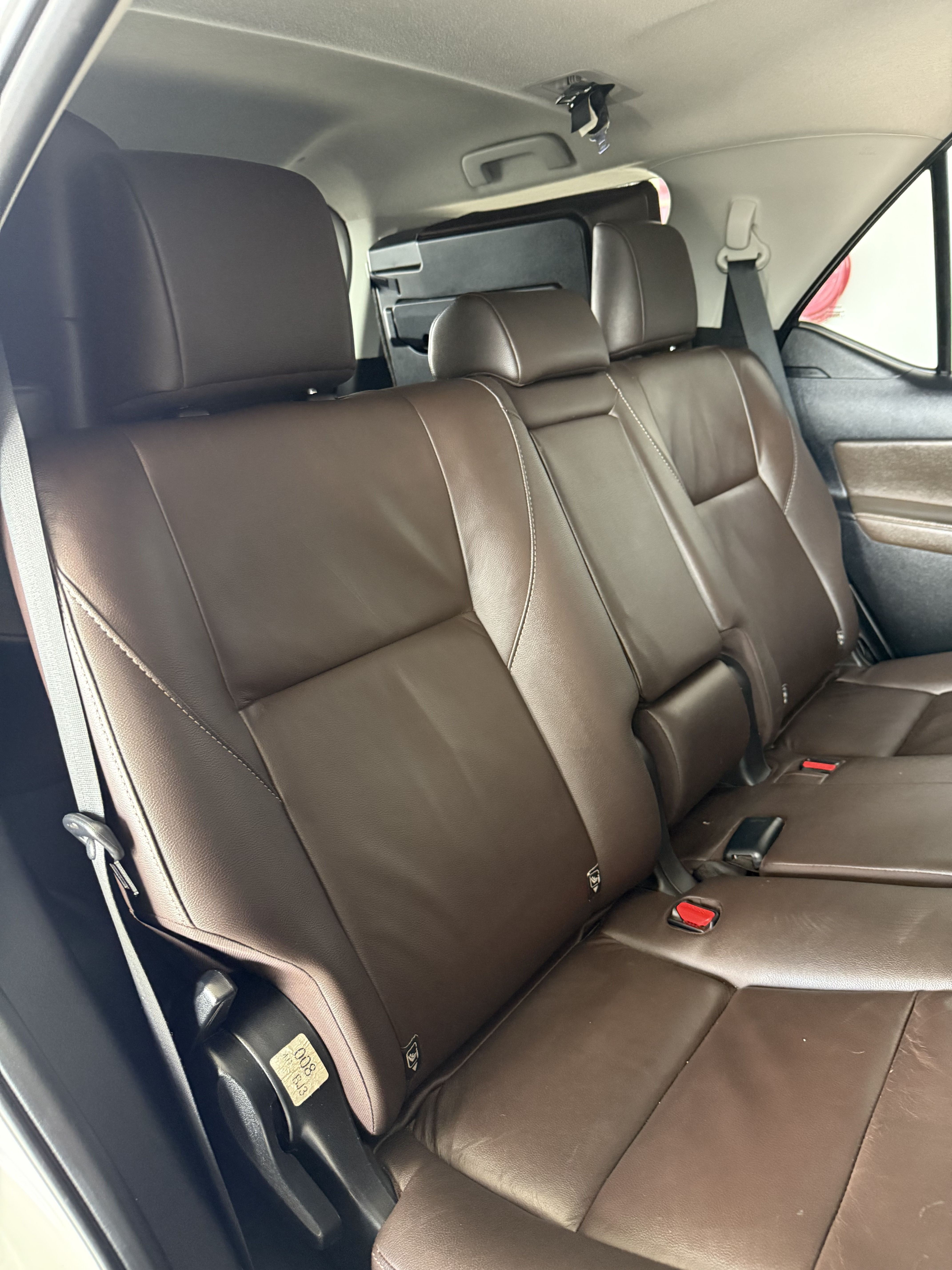 TOYOTA FORTUNER 2.4GD-6 FORTUNER 2.4GD-6 - 12