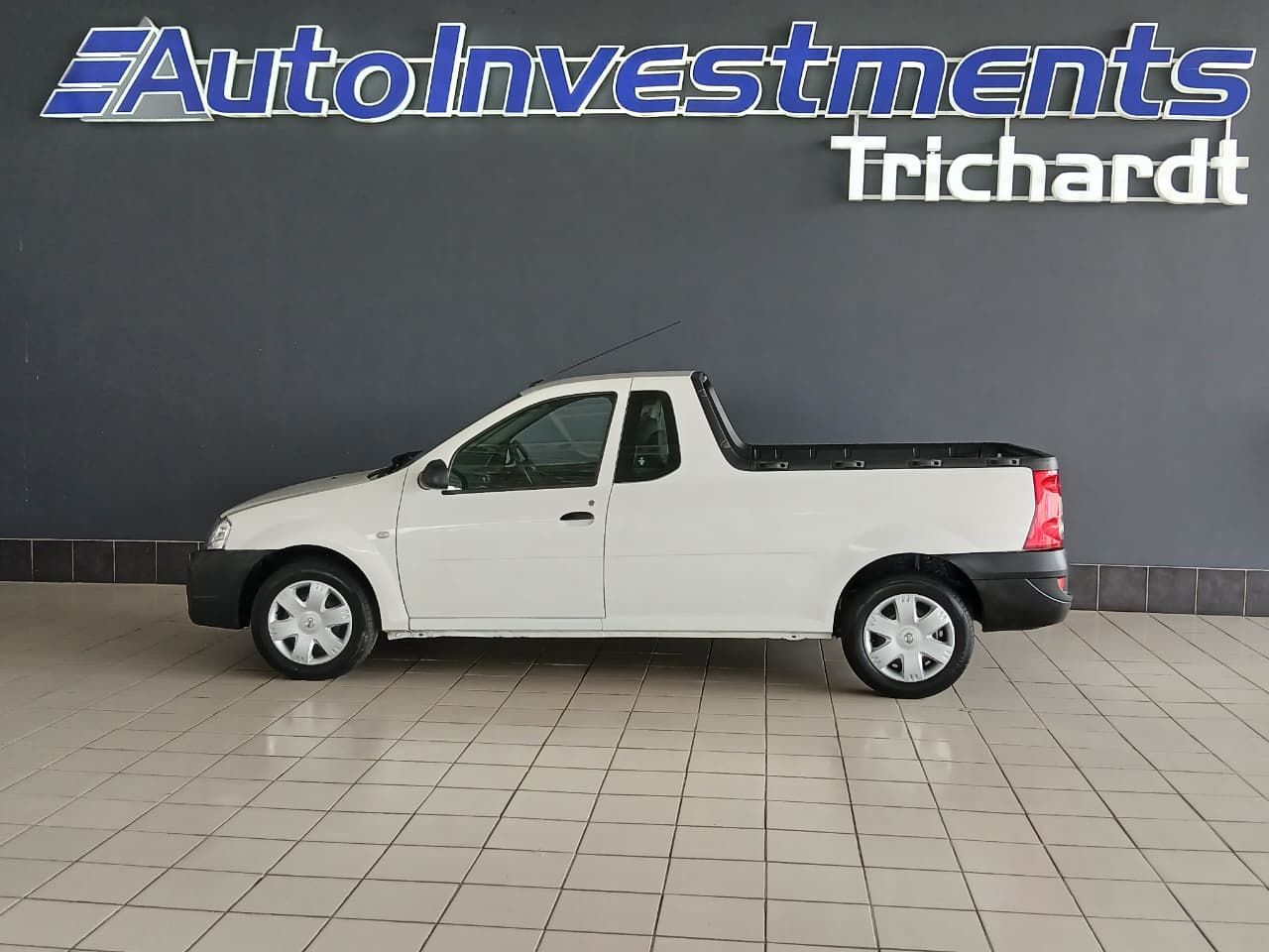 NISSAN NP200 1.6 SAFERY A/C NP200 1.6 Safery A/C