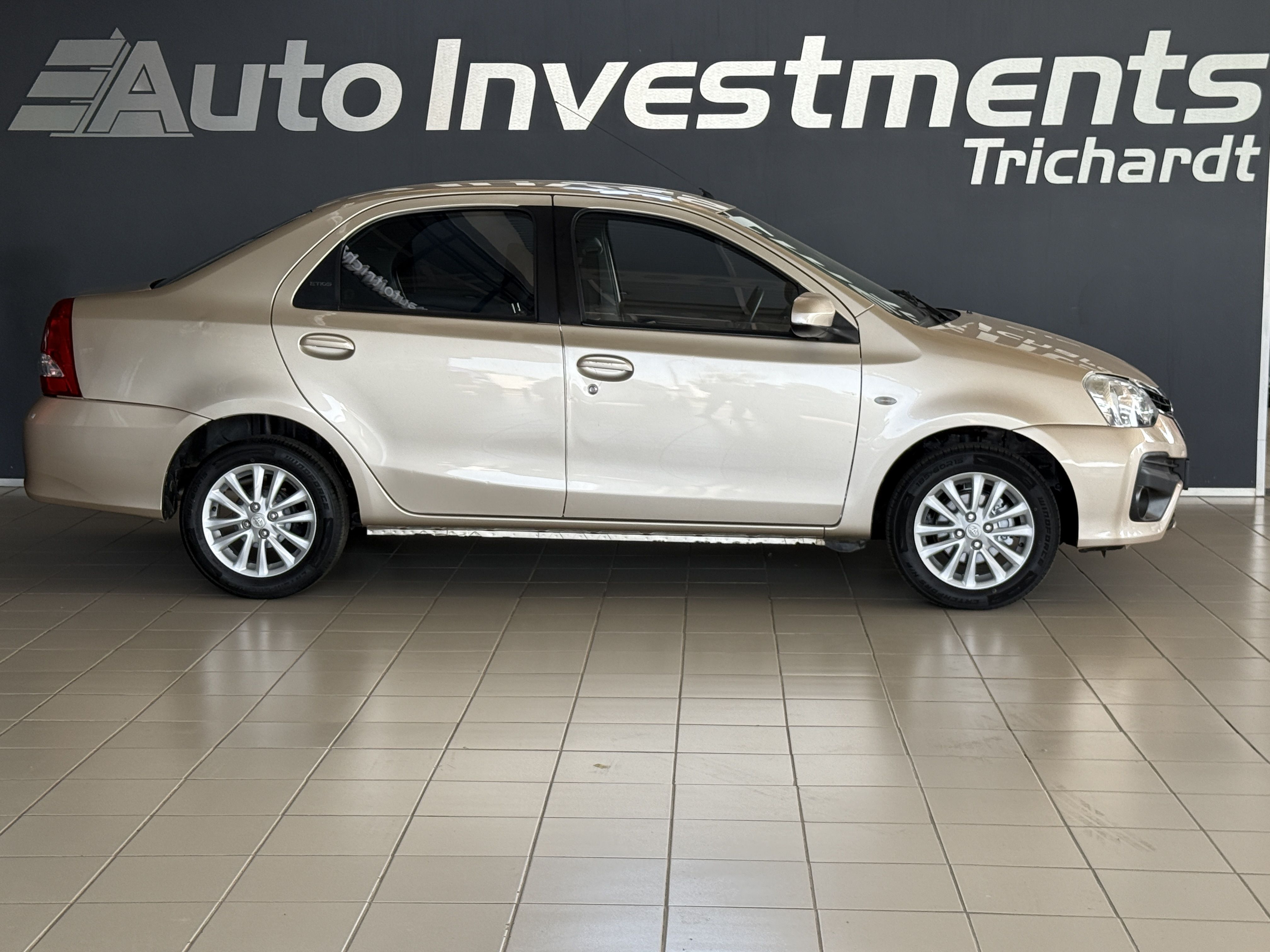 TOYOTA ETIOS 1.5 SPRINT SEDAN Etios 1.5 Sprint Sedan - 3