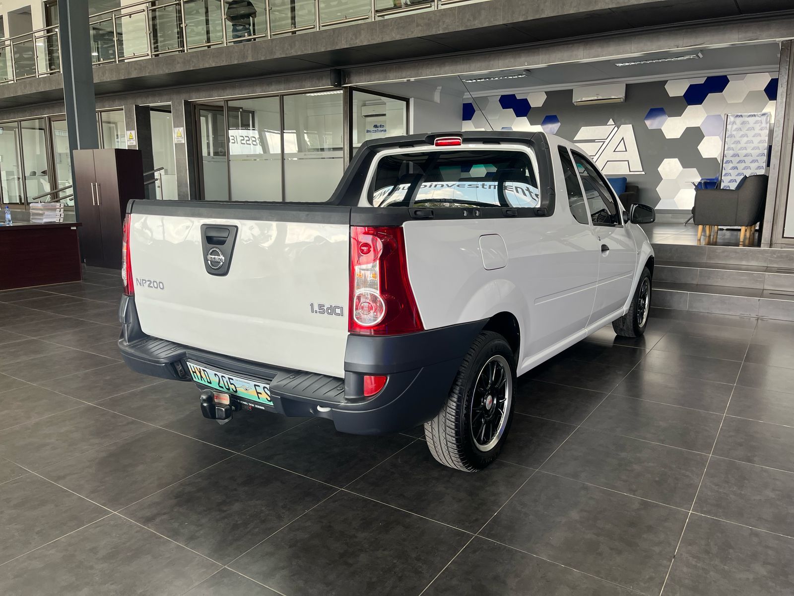 NISSAN NP200 NP200 1.5 DCi  A/C SAFETY PACK P/U S/C - 8