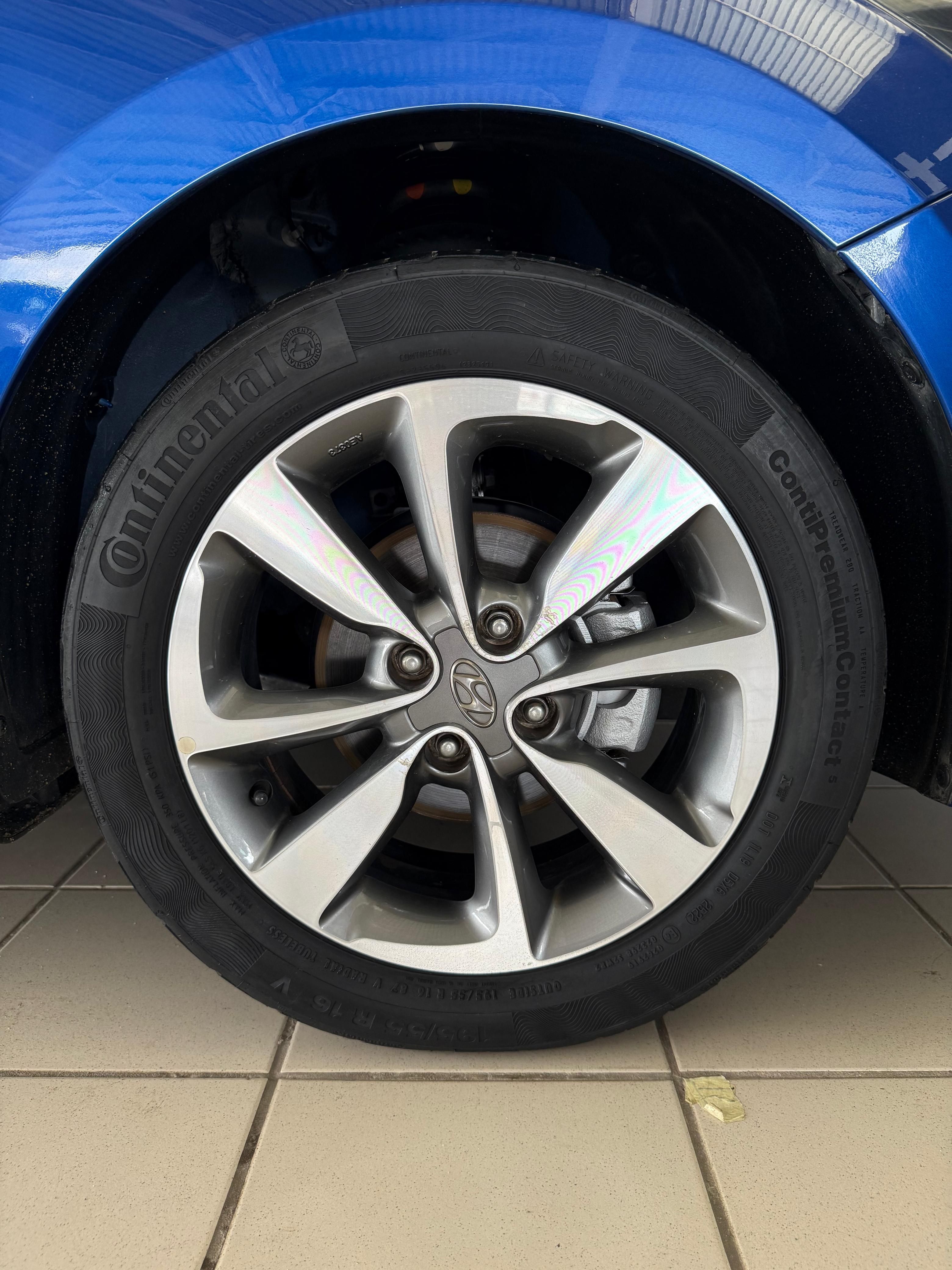 HYUNDAI I20 I20,1.4 Fluid A/T - 6