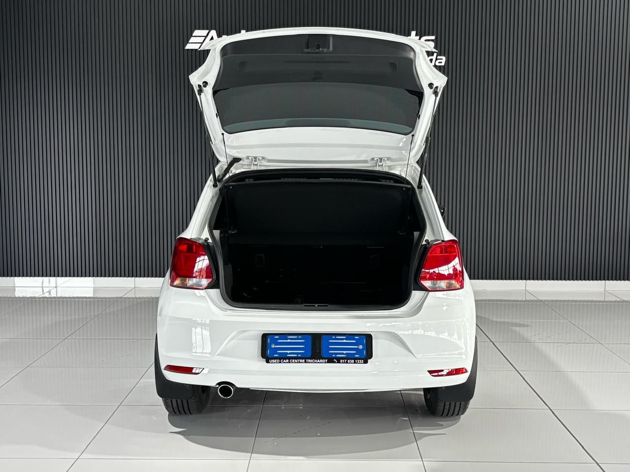 VOLKSWAGEN POLO VIVO HATCH 1.6 HIGHLINE - 6