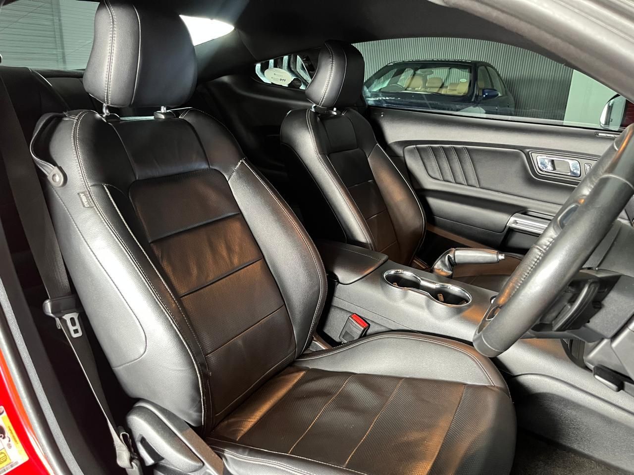 FORD MUSTANG 5.0 GT A/T Mustang 5.0 GT A/T - 7