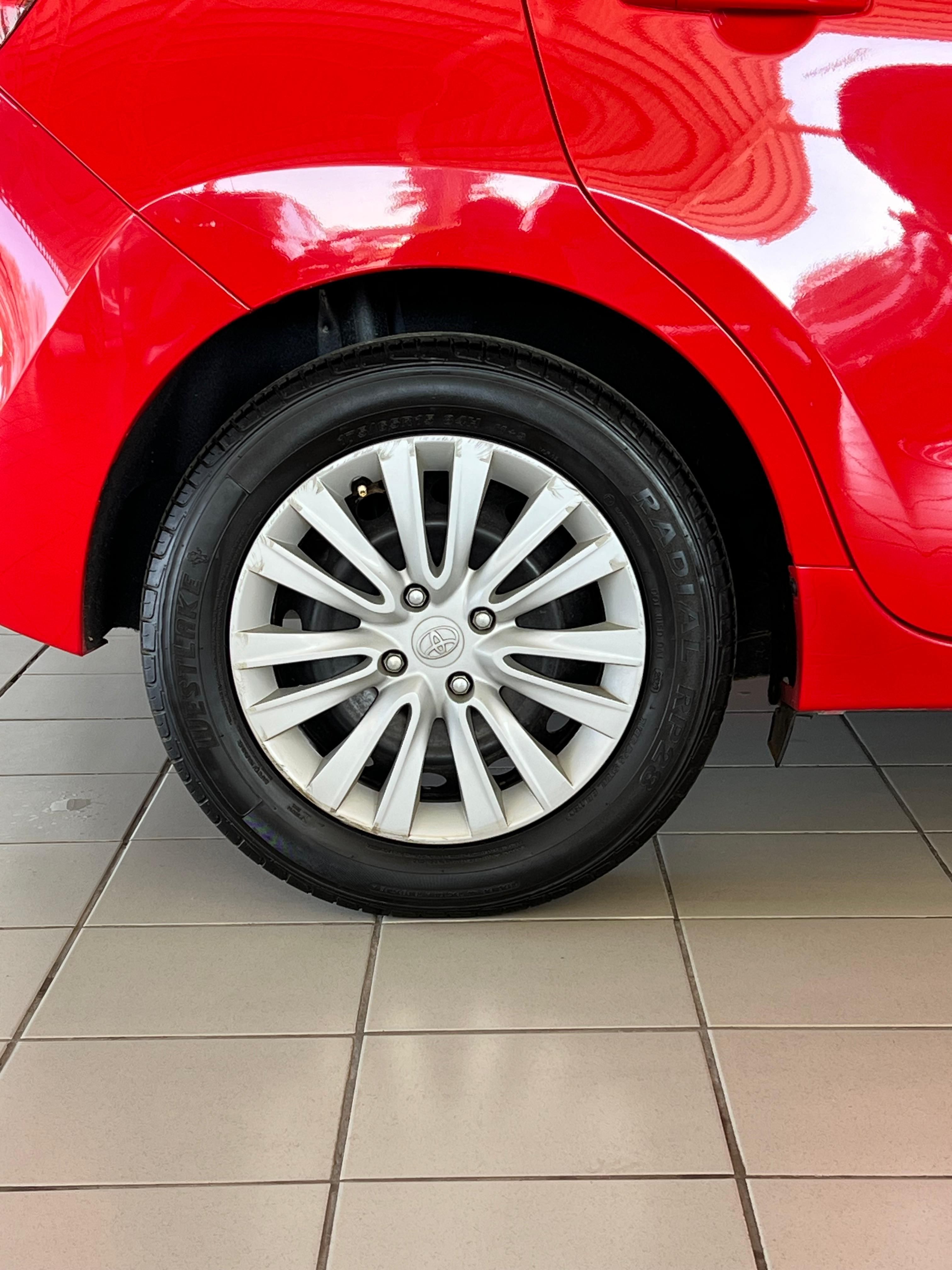 TOYOTA STARLET STARLET 1.4 Xi - 15