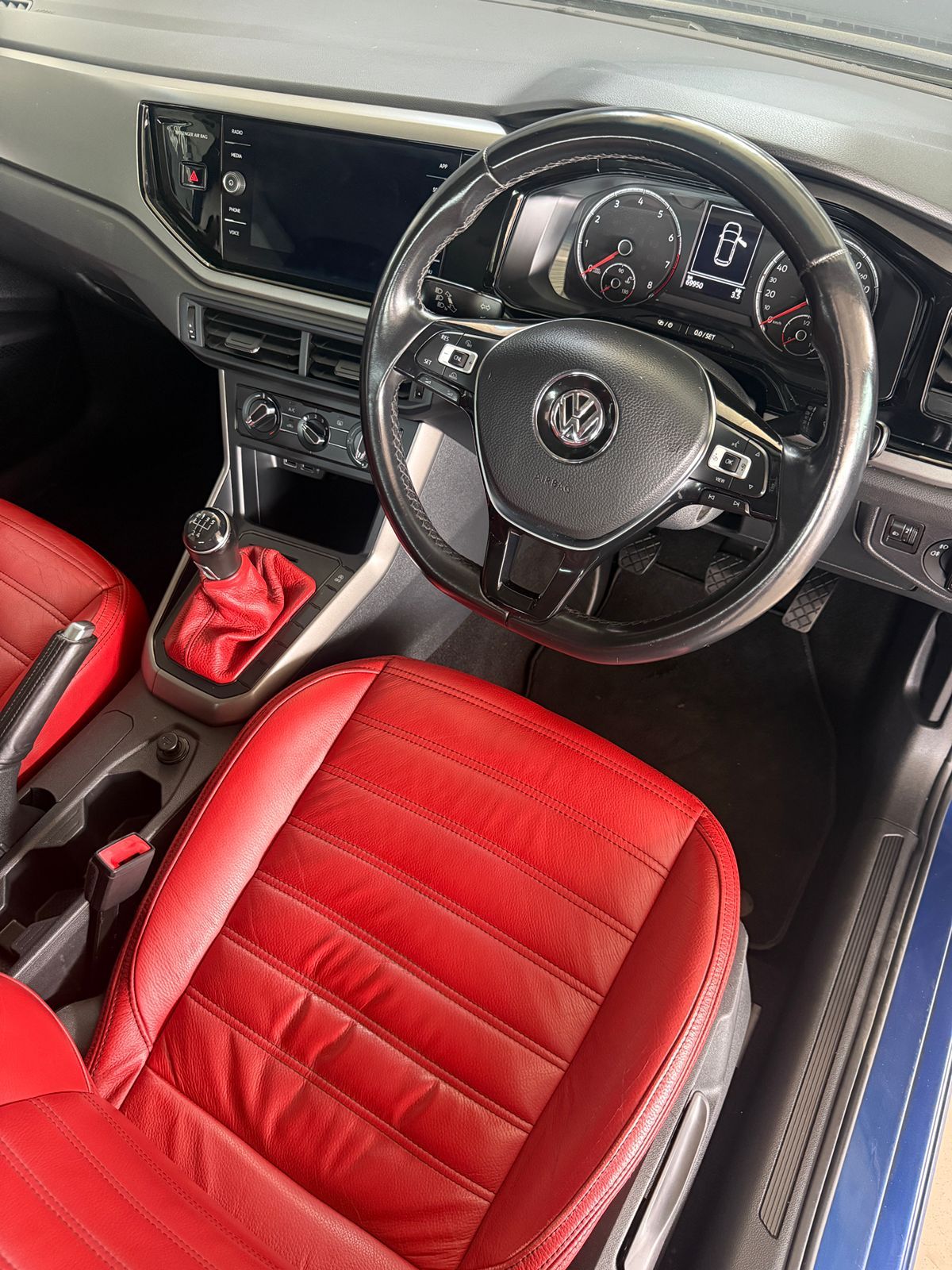 VOLKSWAGEN POLO 1.0 TSI COMFORTLINE Polo 1.0 TSI Comfortline - 8