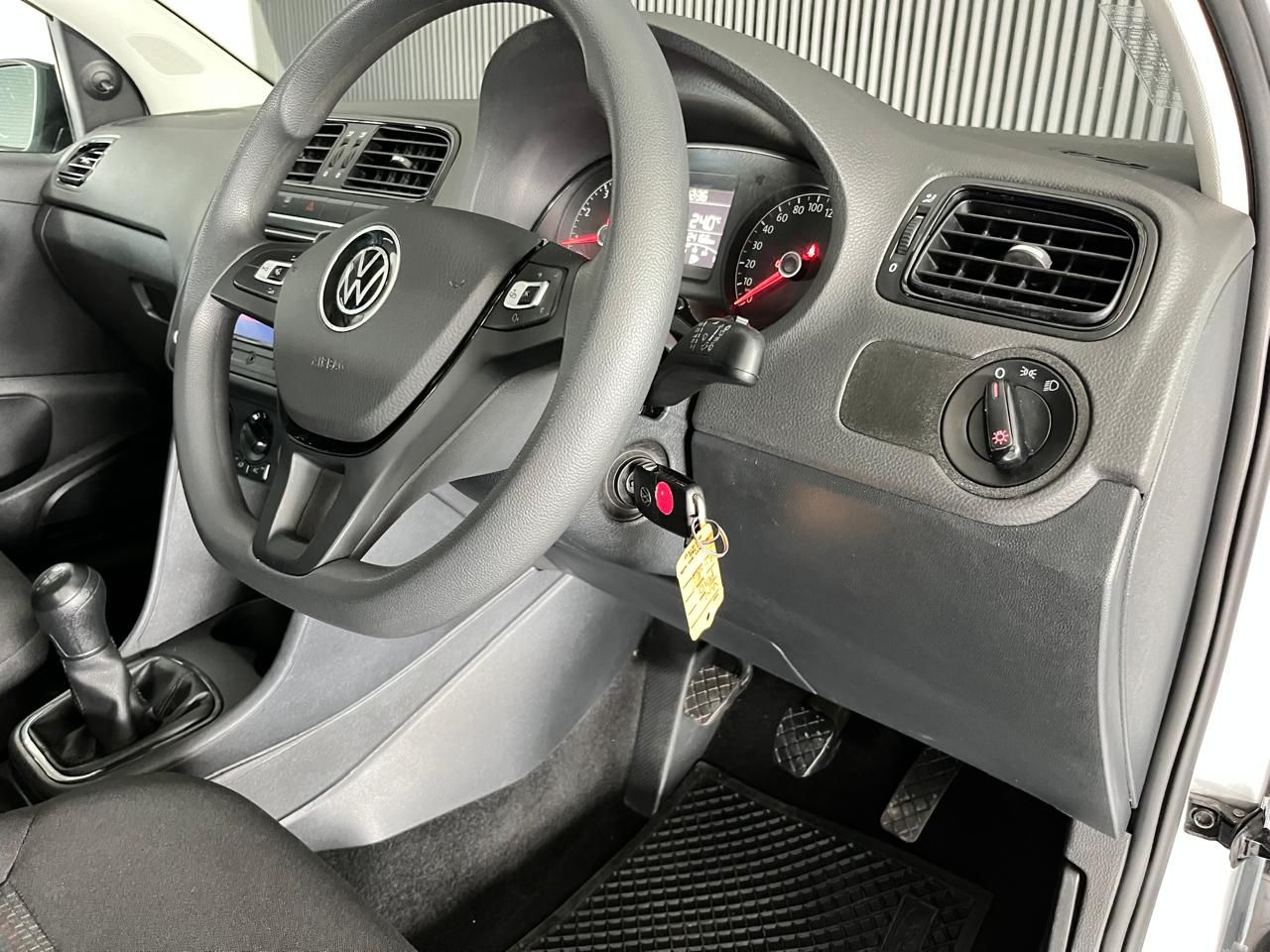 VOLKSWAGEN POLO VIVO 1.4 TRENDLINE Polo Vivo 1.4 Trendline - 8