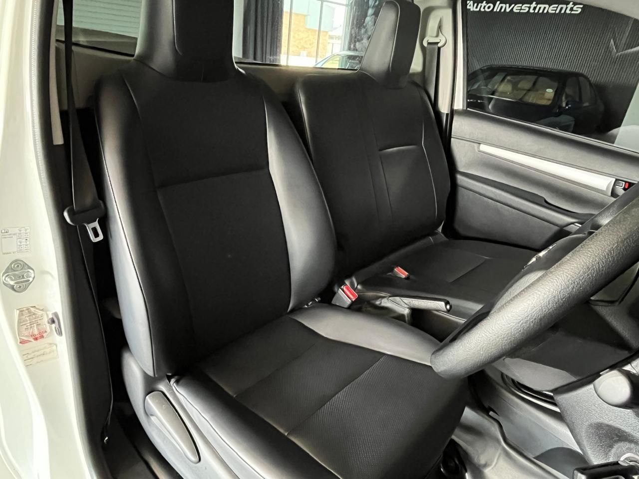 TOYOTA HILUX Hilux - 8