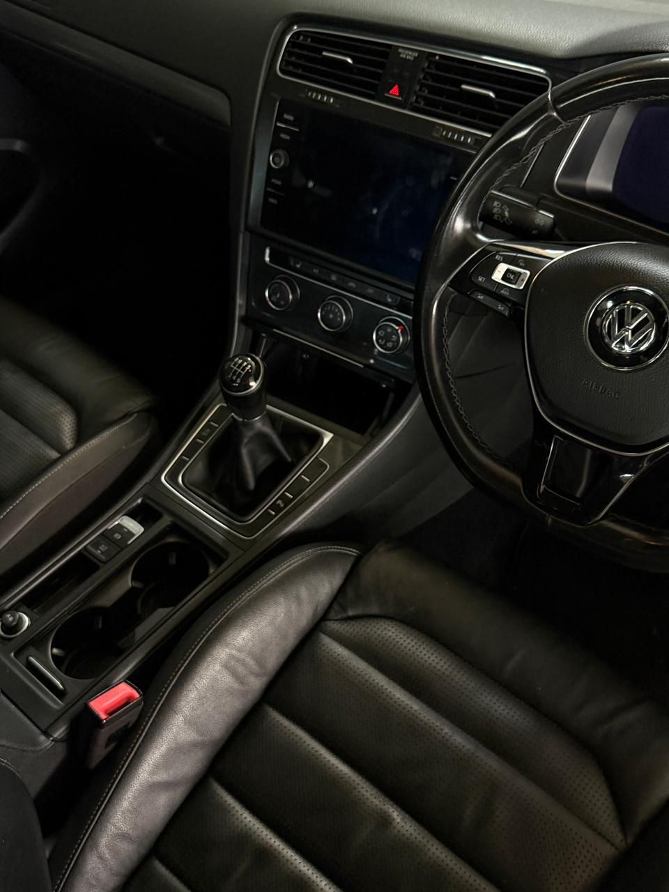 VOLKSWAGEN GOLF 7 1.0 TSI COMFORTLINE Golf 7 1.0 TSI Comfortline - 9