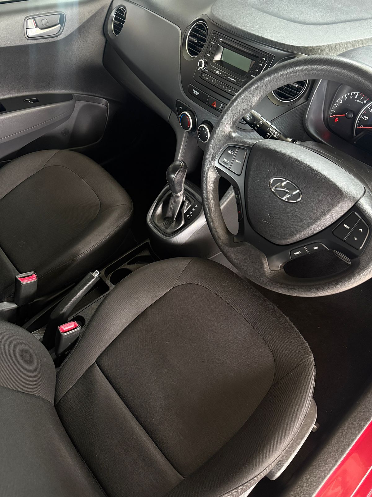 HYUNDAI GRAND I10 1.0 MOTION AUTO Grand i10 1.0 Motion Auto